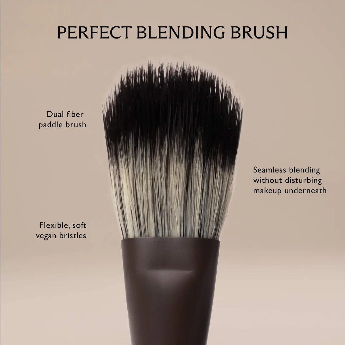 *PREORDEN: The Perfect Blending Touch Up Brush - m.ph by Mary Phillips / Brocha plana paddle para retocar