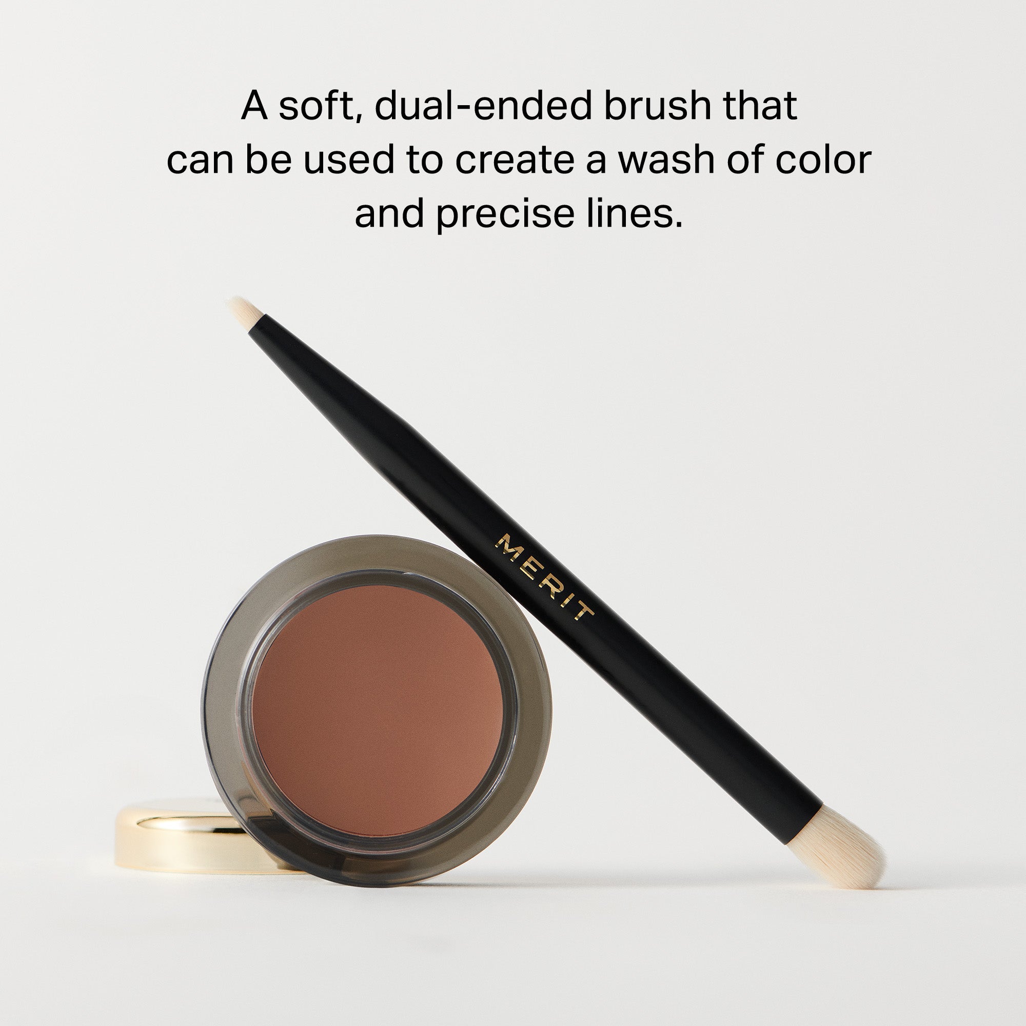 *PREORDEN: Brush No. 2 Double Sided Eyeshadow Brush - MERIT / Brocha para difuminar sombras