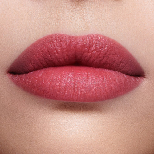 Airbrush Flawless Lip Blur - Charlotte Tilbury / Labial matte hidratante