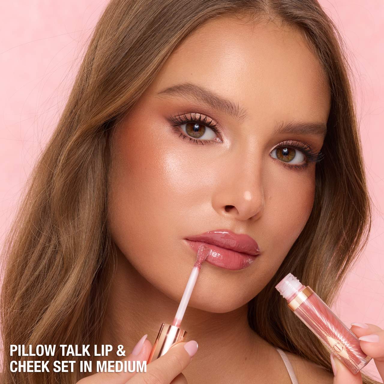 Pillow Talk Iconic Lip and Cheek Secrets Set - Charlotte Tilbury / Set 4 pzas labios y mejillas
