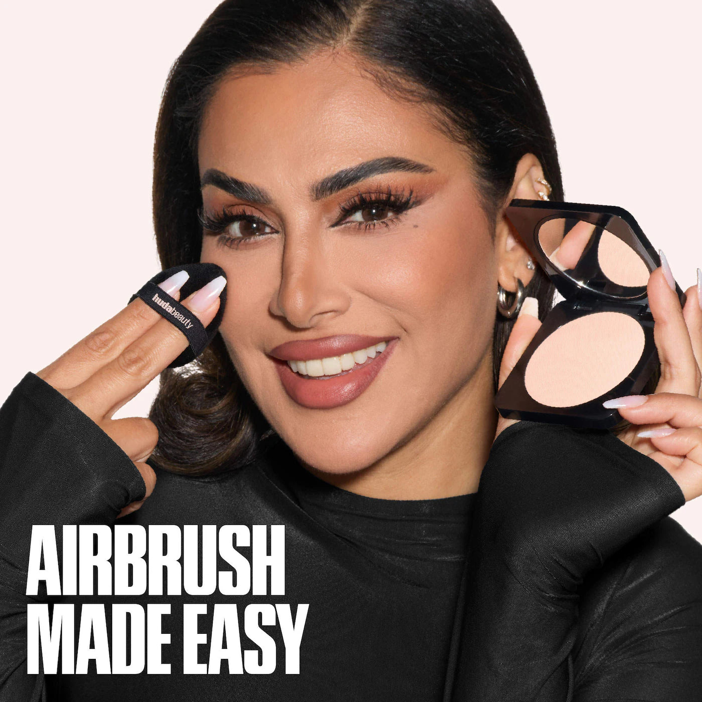 *PREORDEN: Easy Bake Airbrush Matte Pressed Setting Powder - HUDA BEAUTY / Polvo compacto