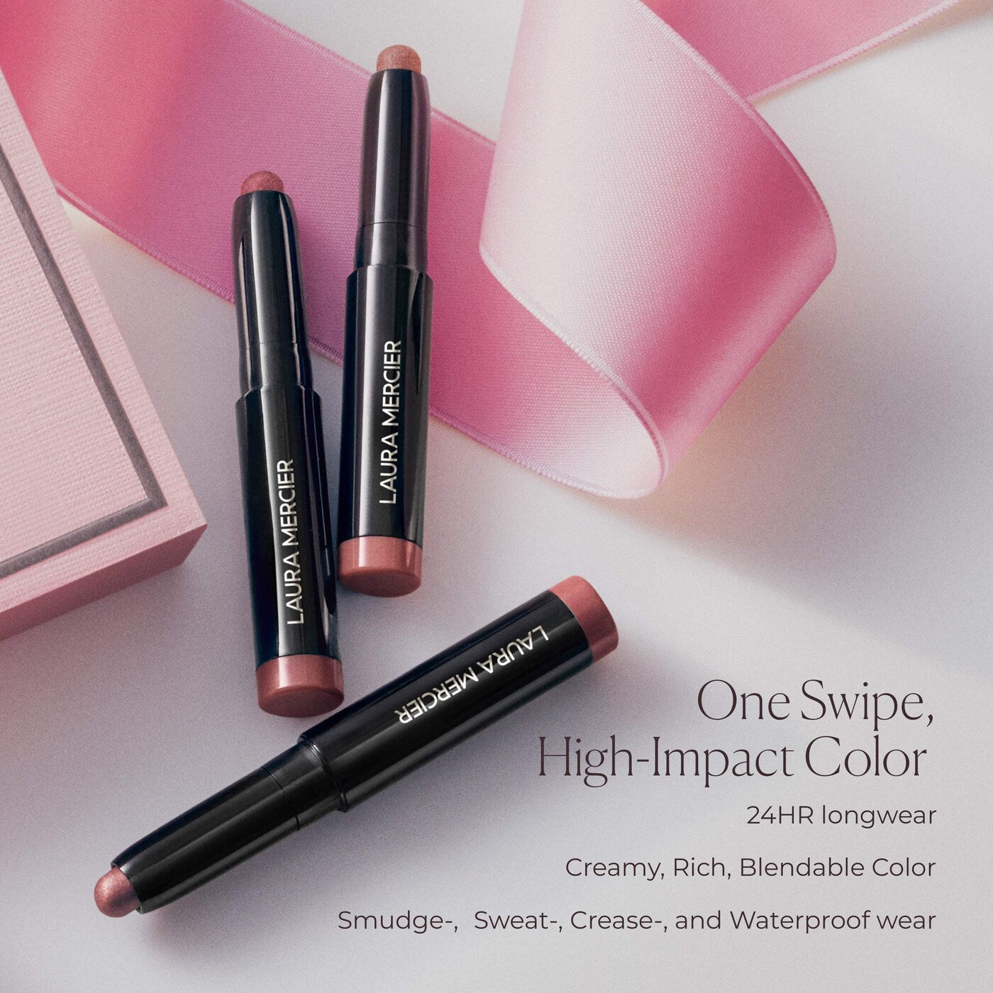 *PREORDEN: A Taste of Caviar Mini Caviar Stick Eye Shadow Trio Gift Set - Laura Mercier / Set de sombras en barra