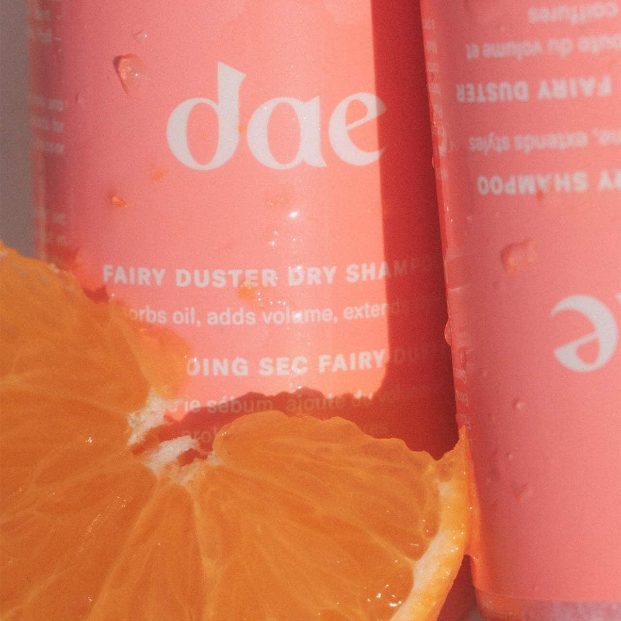 *PREORDEN: Fairy Duster Volumizing Dry Shampoo Powder - dae / Shampoo en seco aumenta volúmen
