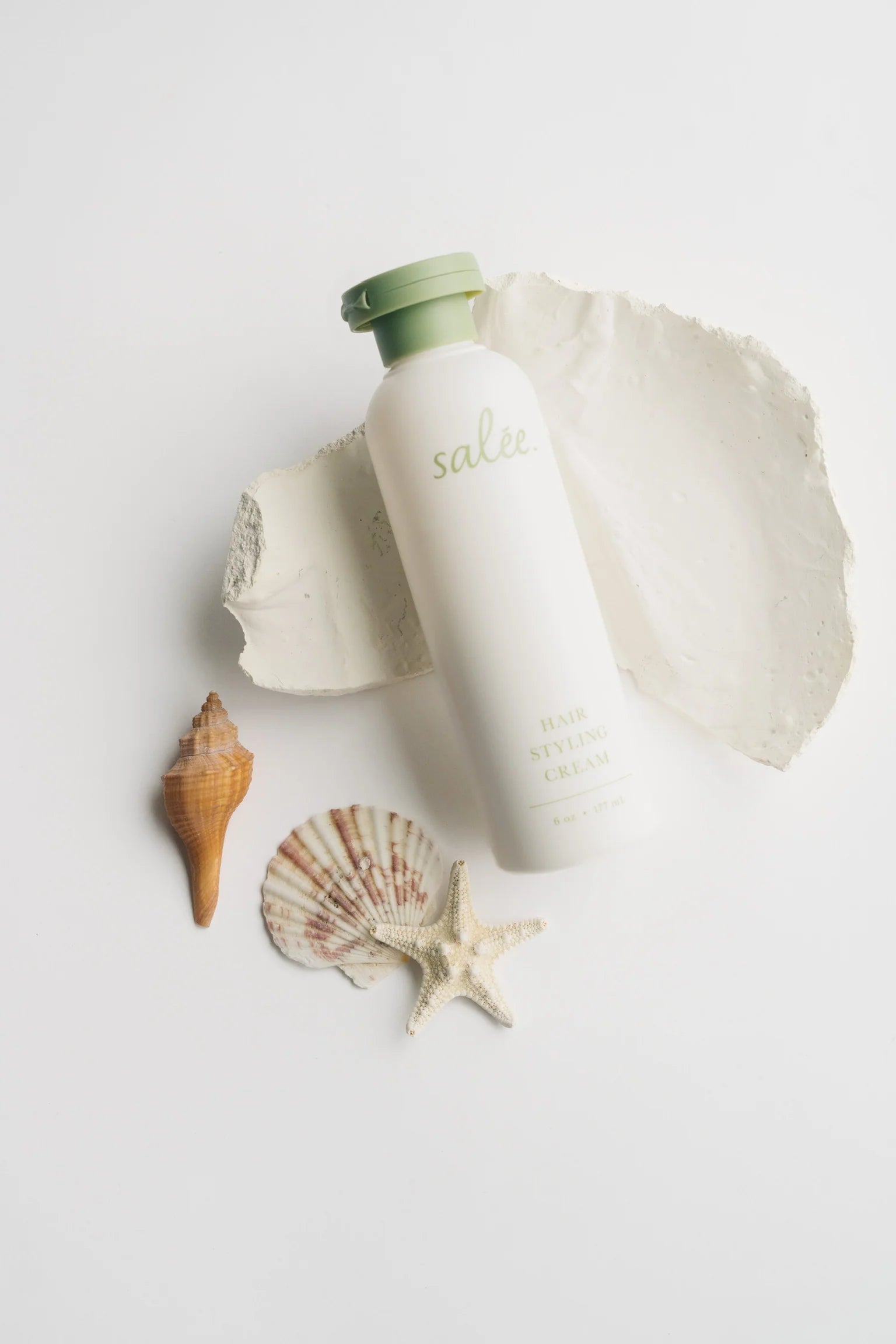 Hair Styling Cream - Salee / Crema para peinar el cabello, ideal para niños