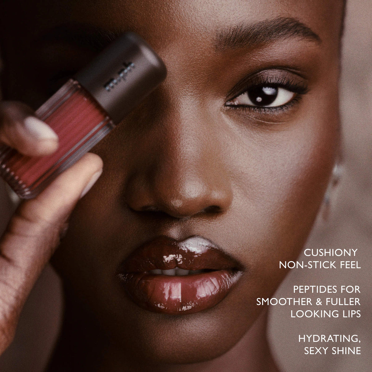 *PREORDEN: Top Coat Hydrating Lip Gloss - m.ph by Mary Phillips / Brillo labial hidratante
