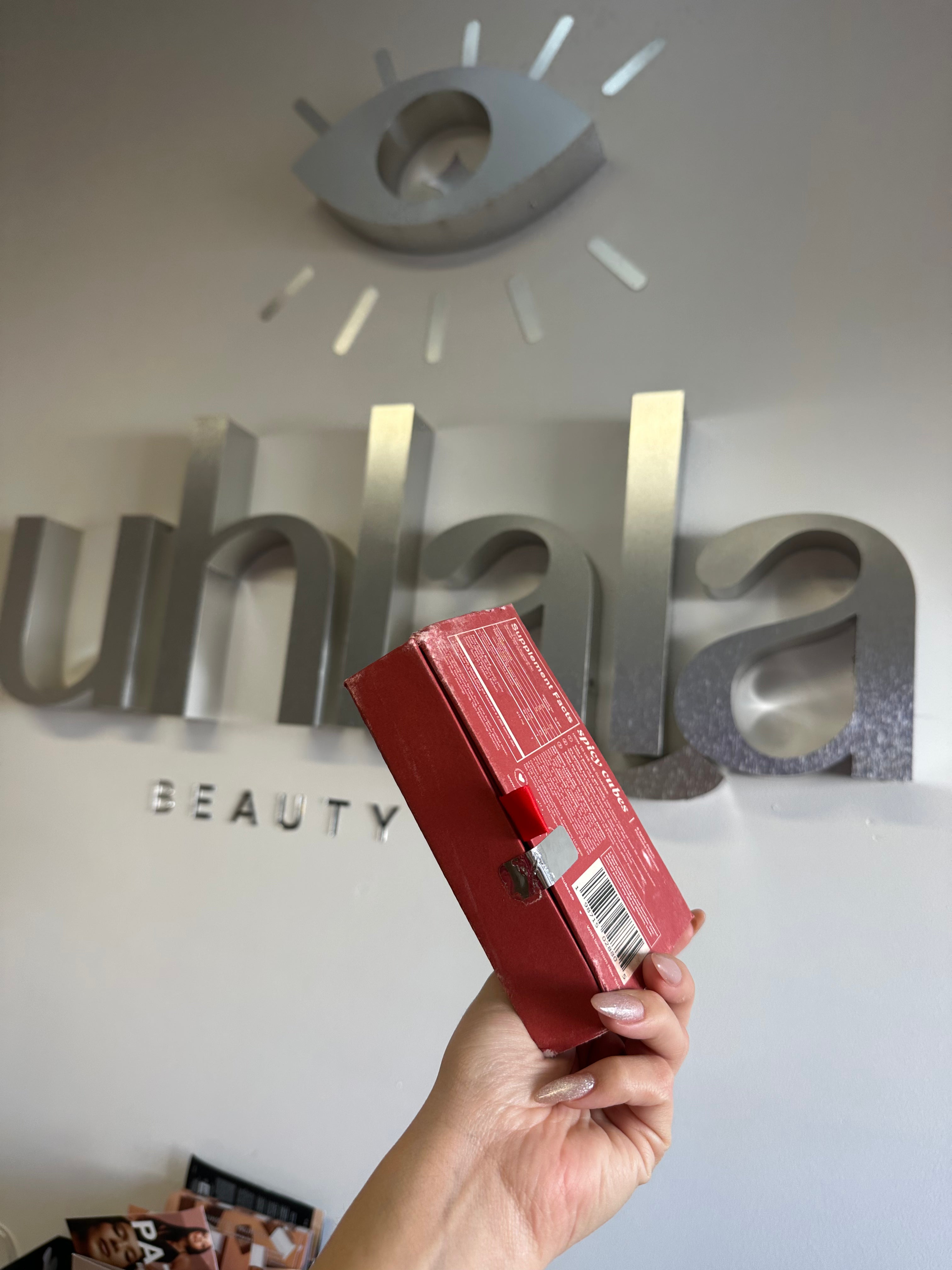 *CAJA DAÑADA* 8 Hot Peach flavored aphrodisiac delights - Spicy cubes / Gomitas para despertar la energía en la intimidad