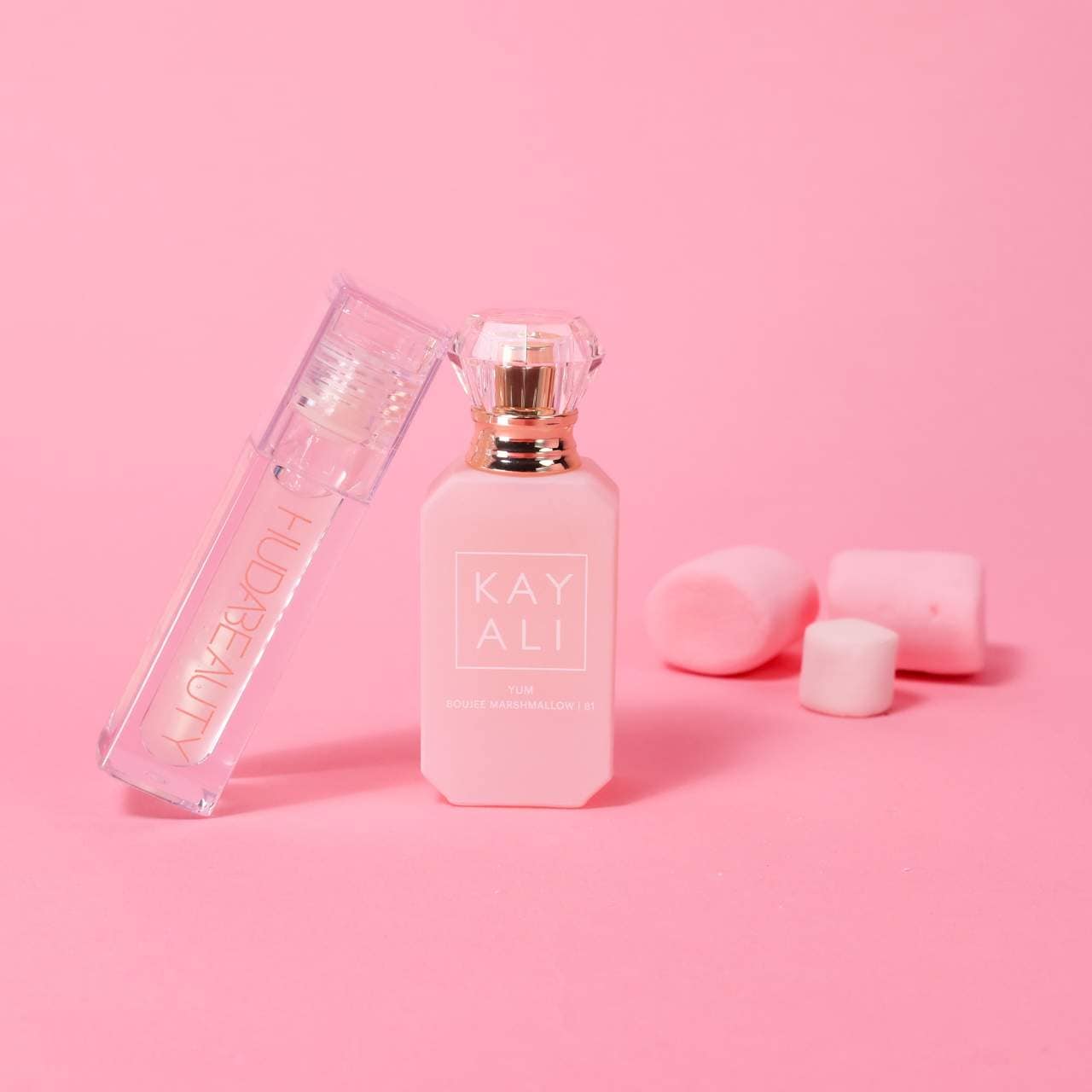 YUMMY KISS SET - Yum Marshmallow + Faux Filter Gloss Glassy - Kayali / Set 2 pzas perfume + gloss