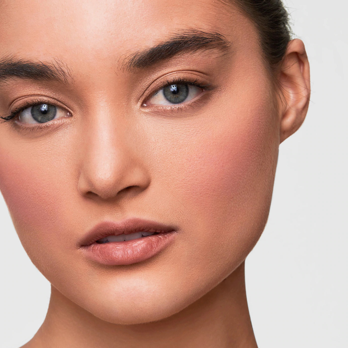 Soft Pop Powder Blush - MAKEUP BY MARIO / Rubor en polvo sedoso