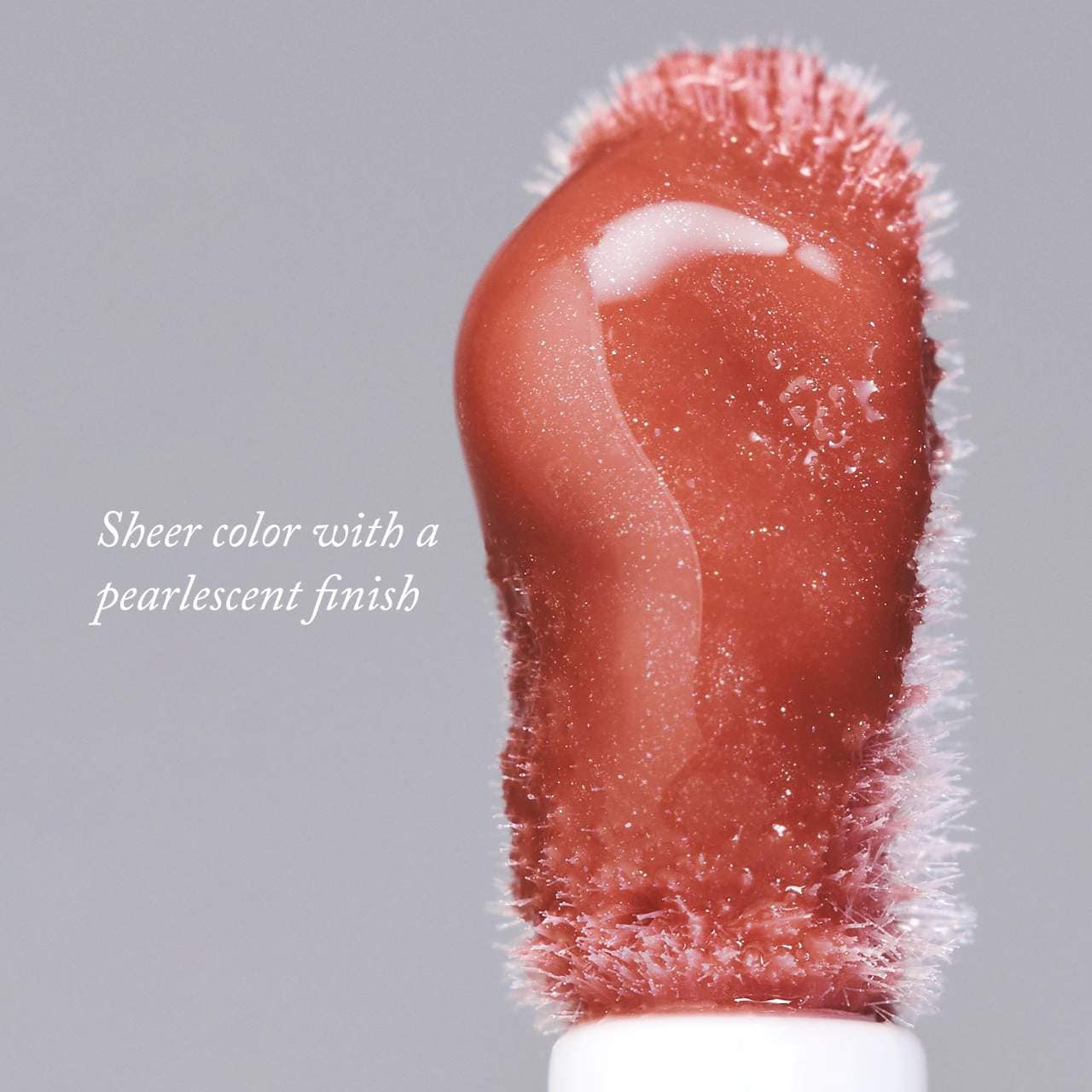 *PREORDEN: Shade Slick Sheen High Shine Tinted Lip Oil - MERIT / Tinta con color y brillo