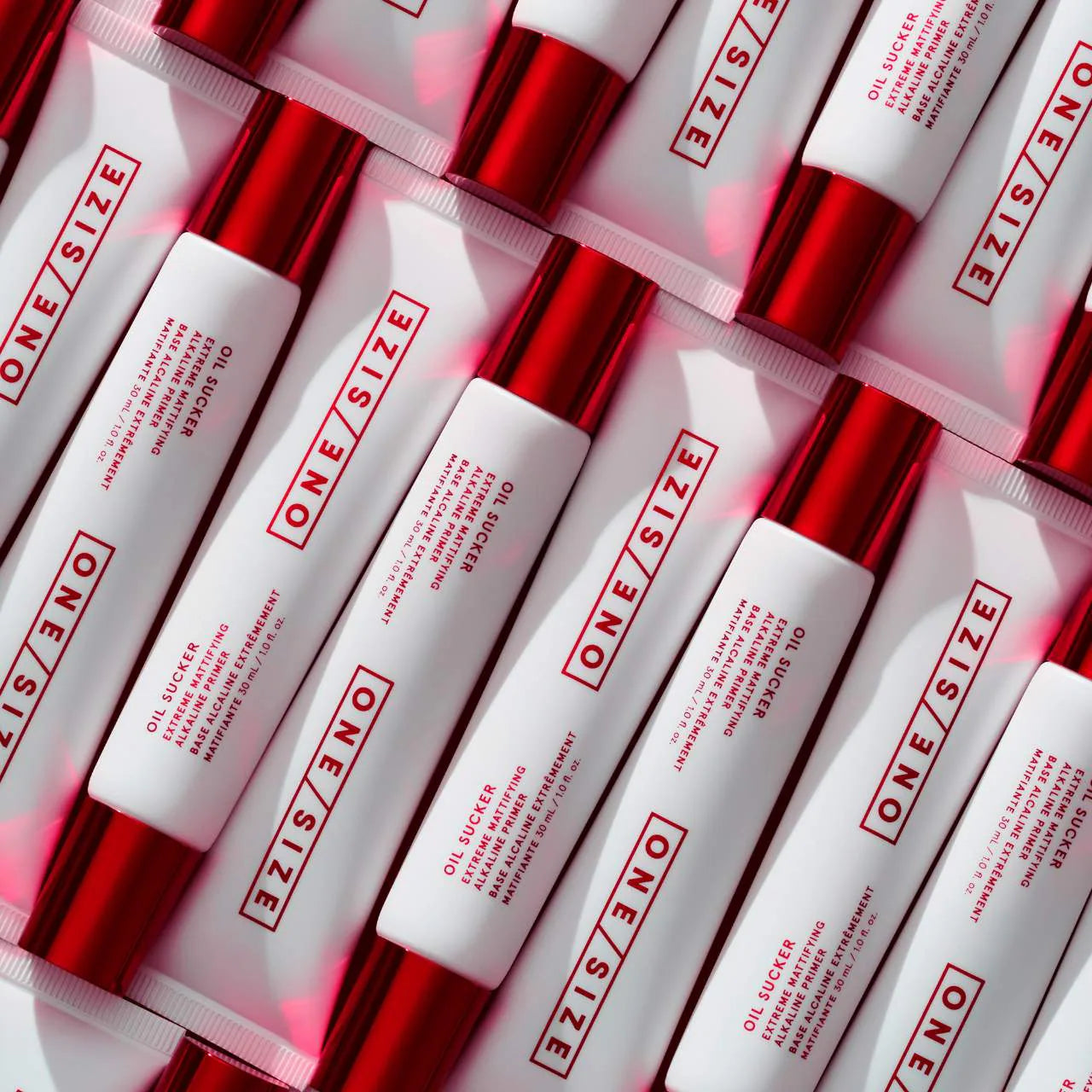 Oil Sucker Extreme Mattifying Alkaline Primer - ONE SIZE by Patrick Starrr / Primer acabado mate absorbe grasa