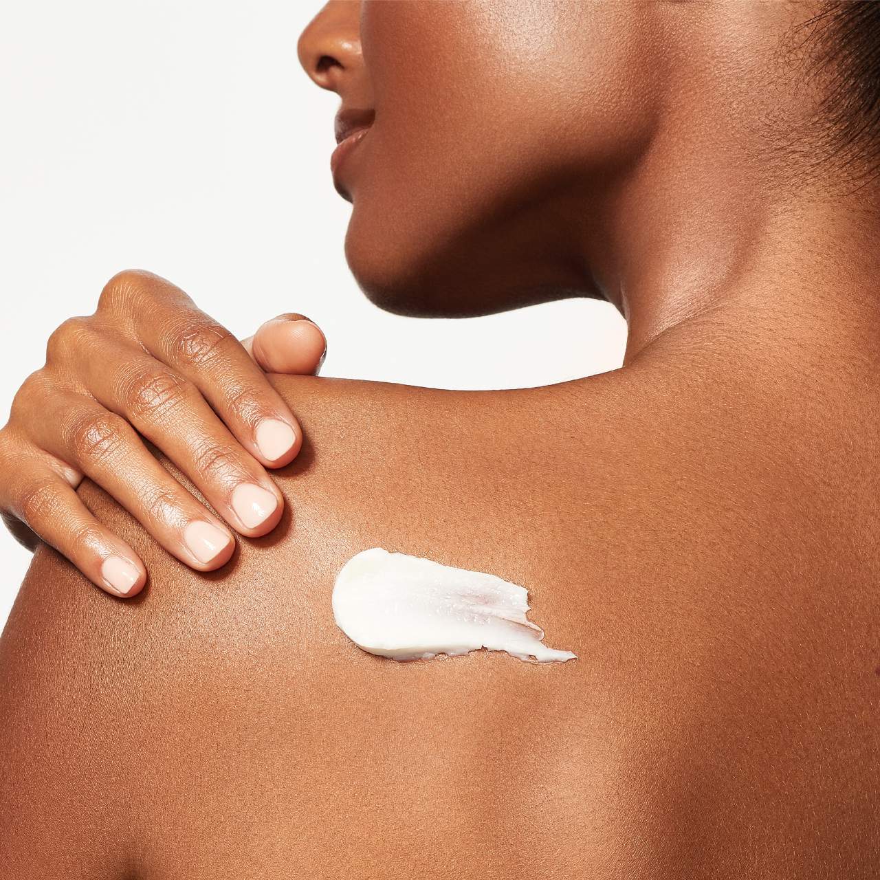 *PREORDEN: Major Glow High Shine Skin Perfecting Body Crème - PATRICK TA / Crema hidratante que aporta brillo