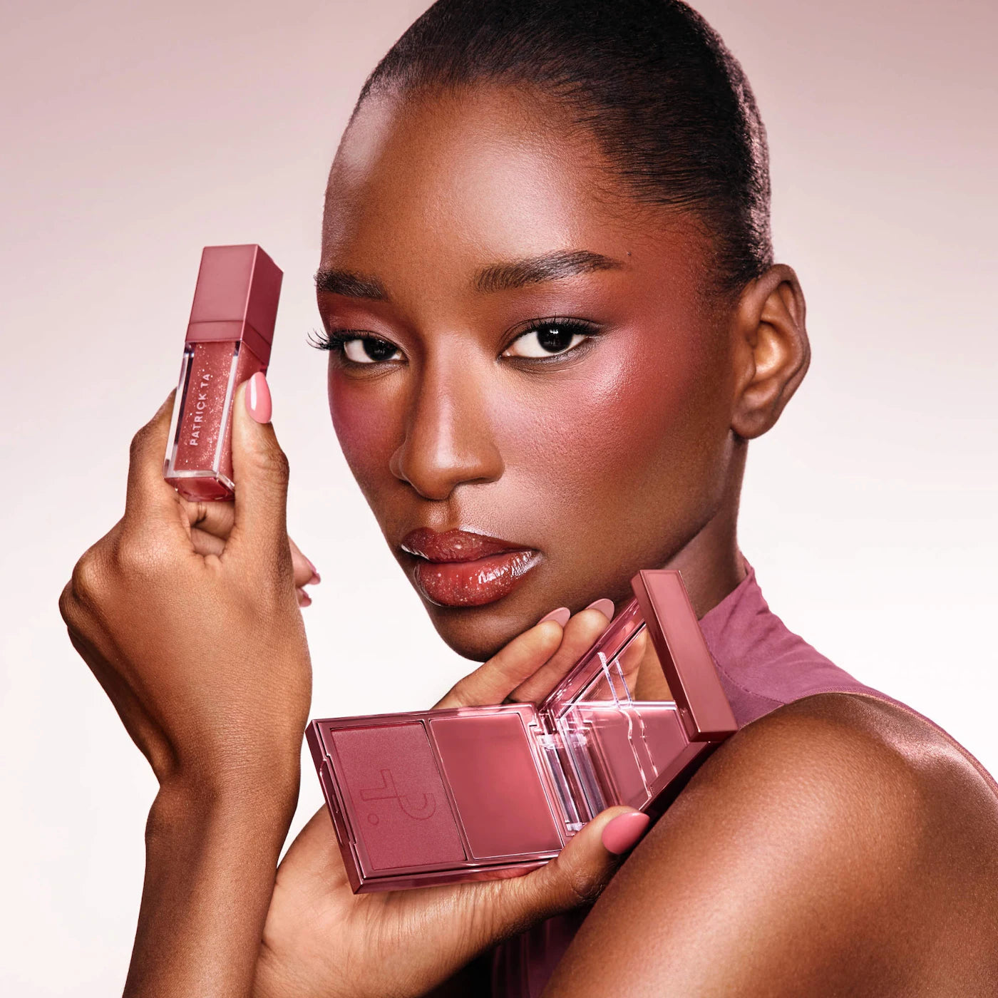 *PREORDEN: Patrick's Glow and Gloss Set: Major Headlines Blush Duo and Plumping Lip Gloss Makeup Gift Set - Patrick Ta / Set 2 pzas rubor y gloss