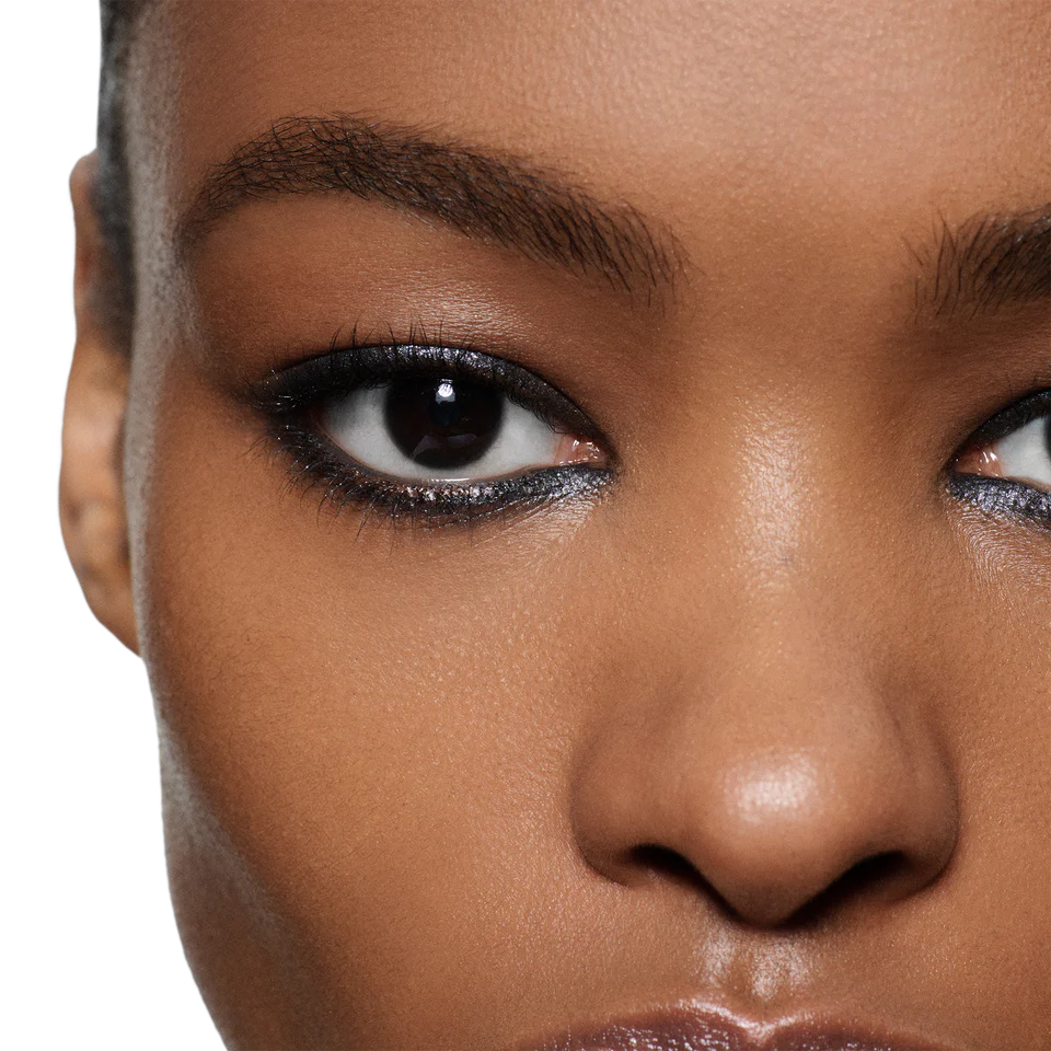 Satin Kajal Liner - Victoria Beckham / Lápiz para ojos cremoso con uso resistente al agua