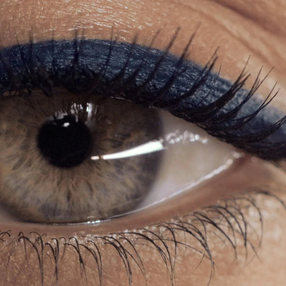 Satin Kajal Liner - Victoria Beckham / Lápiz para ojos cremoso con uso resistente al agua