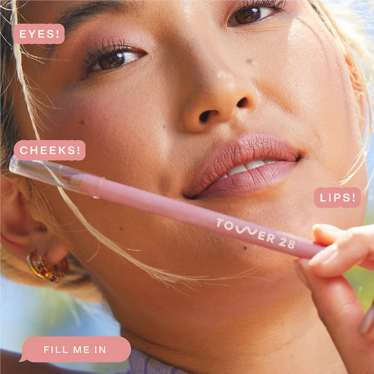 *PREORDEN: OneLiner Lip Liner + Eyeliner + Cheek Pencil - Tower 28 Beauty / Delineador cremoso para labios, ojos y mejillas