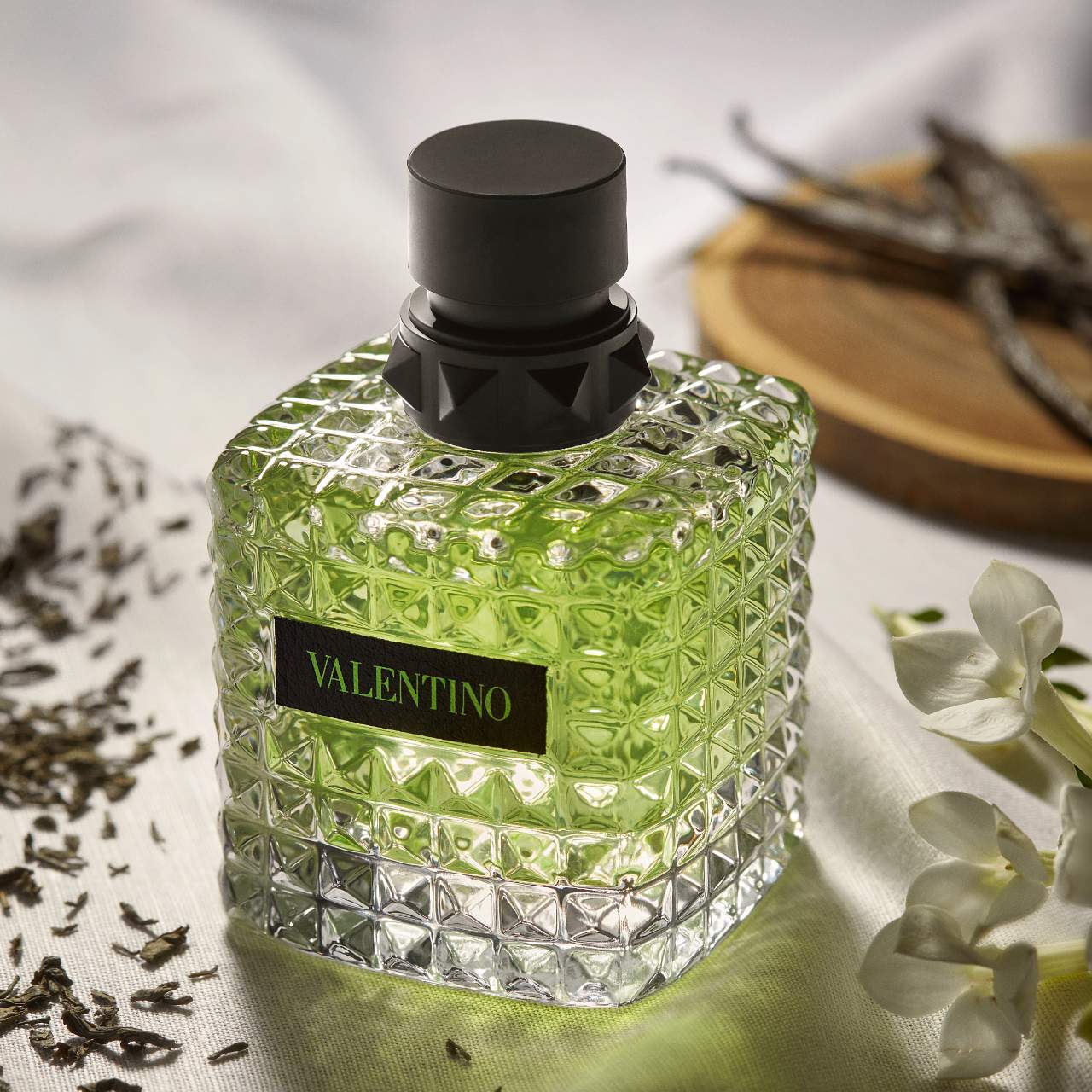 Donna Born in Roma Green Stravaganza Eau de Parfum 30mL - Valentino / Perfume floral