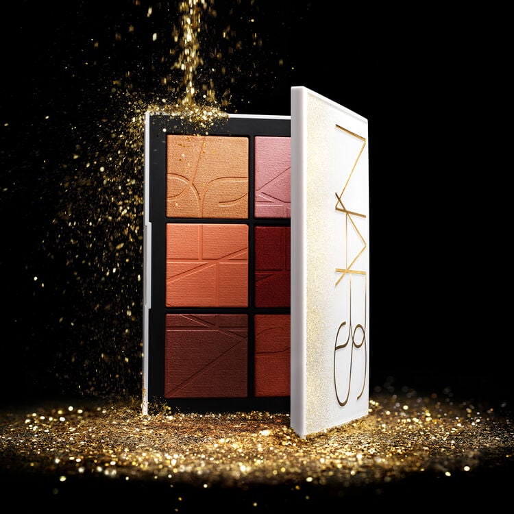All That Glitters Light Reflecting™ Cheek Palette - NARS / Paleta de 6 tonos de rubor edición limitada