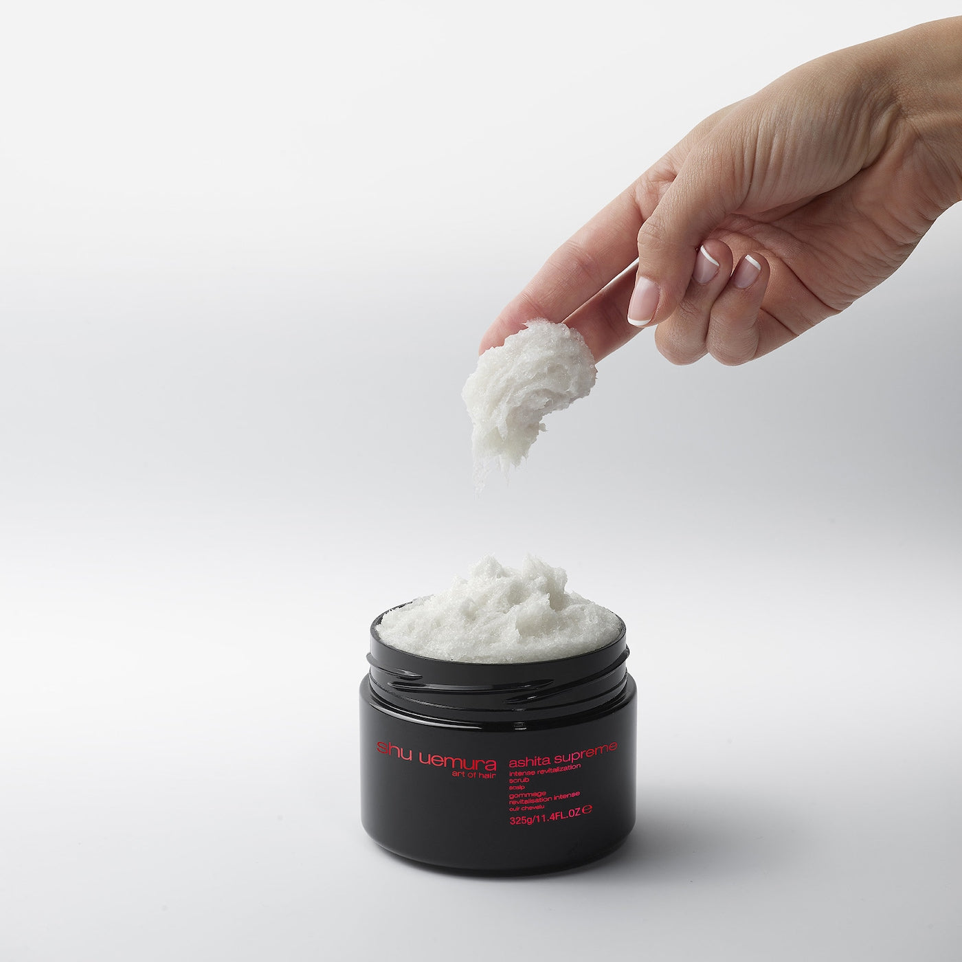 Ashita Supreme Purifying Sea Salt Scalp Scrub - shu uemura / Exfoliante para el cuero cabelludo
