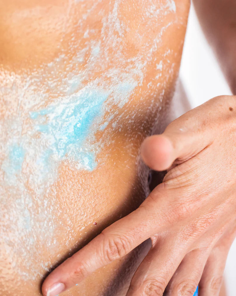 Moon Rocks Whipped Body Scrub - Truly / Exfoliante corporal reductor de rojeces