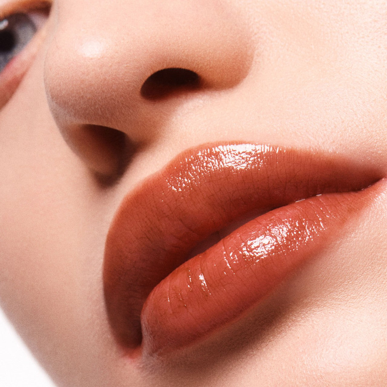 *PREORDEN: Mini Super Slick Tinted Lip Balm - Simihaze Beauty / Bálsamo labial