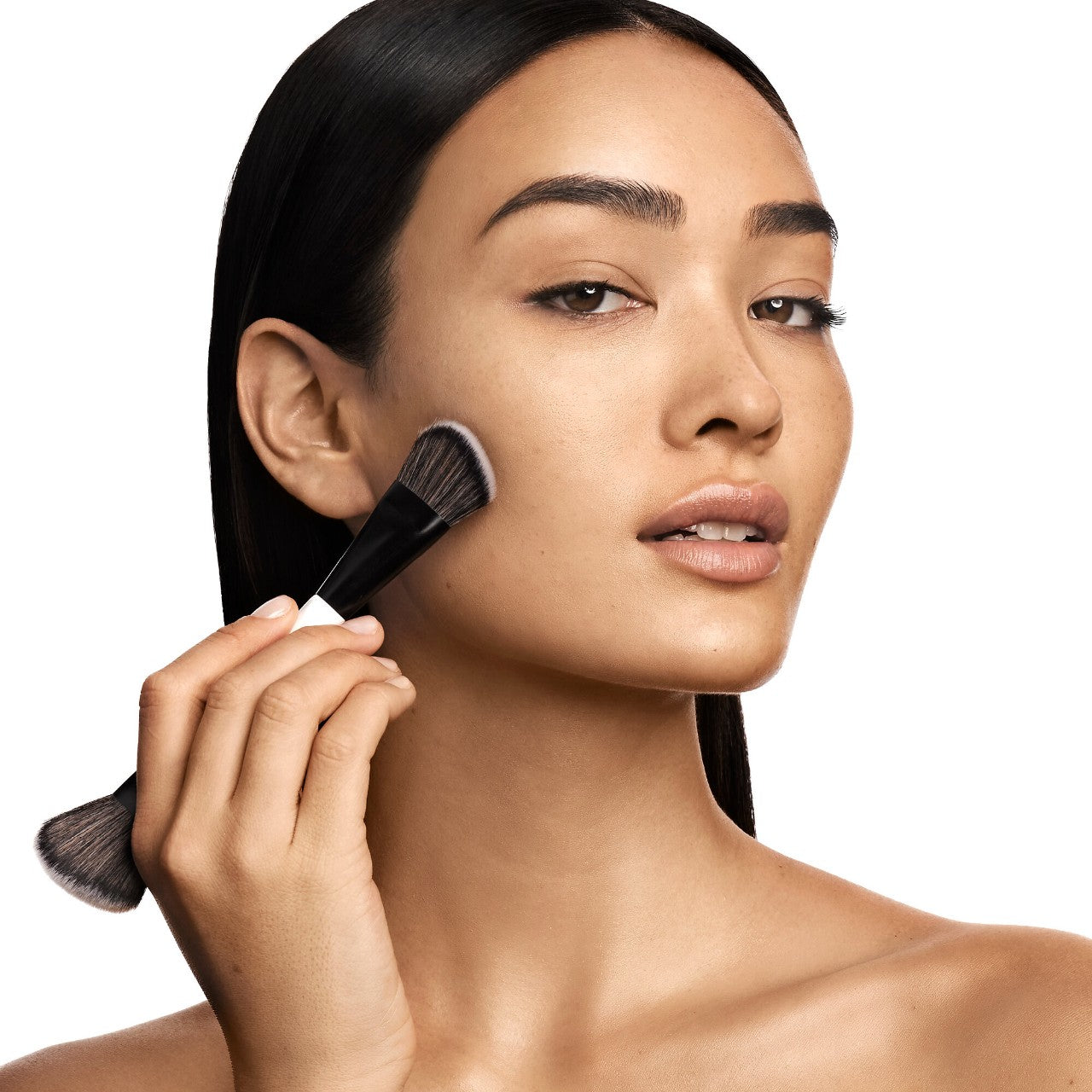 F4 Dual-Ended Foundation and Face Brush - MAKEUP BY MARIO / Brocha para base
