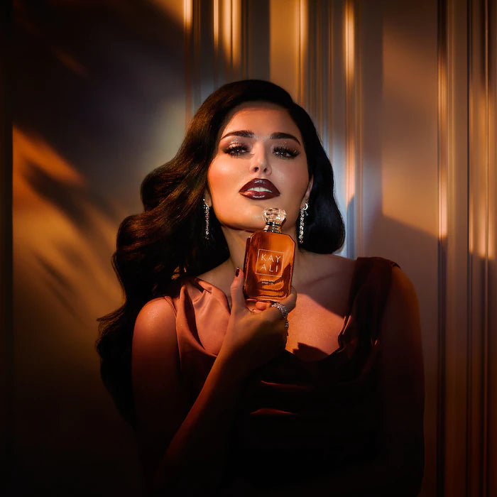 Invite Only Amber | 23- Kayali / Perfume cálido