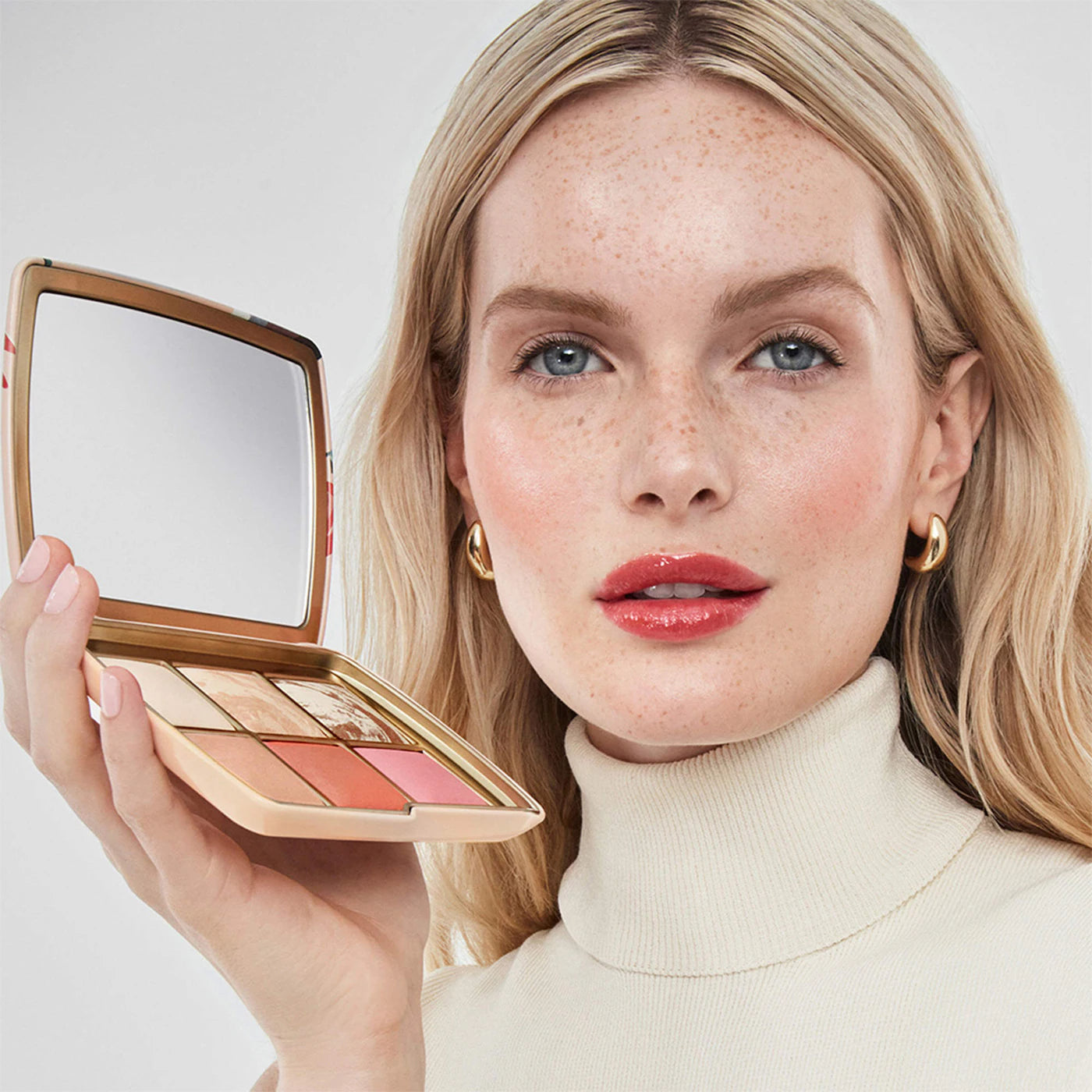 *PREORDEN: Ambient Lighting Edit Unlocked Palette - Hourglass / Paleta Edición Limitada 2025