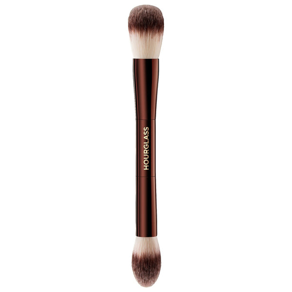 *PREORDEN:  Ambient® Lighting Edit Brush - Hourglass / Brocha para todo el rostro