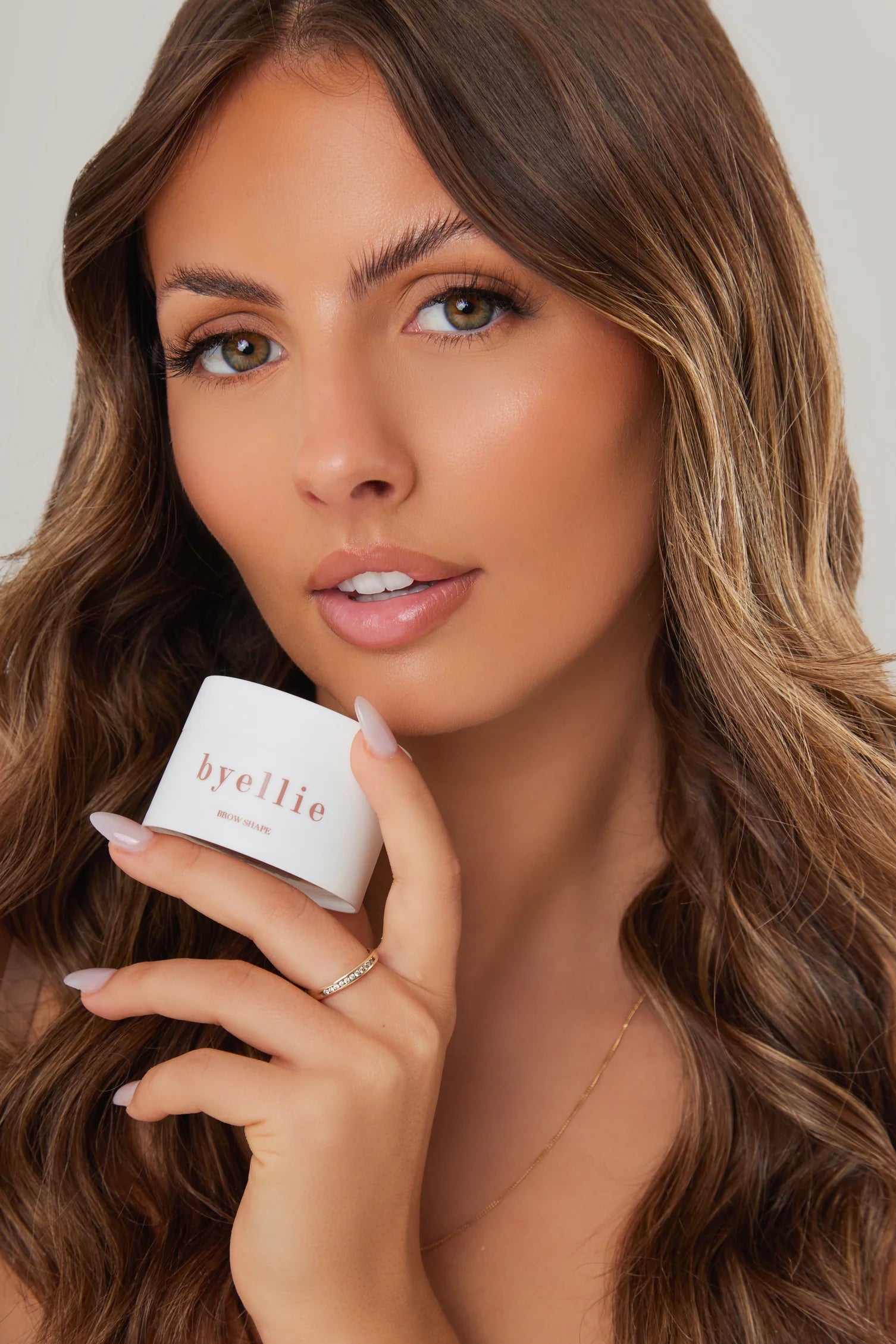 Brow Shape - byellie / Gel para fijar cejas de larga duración
