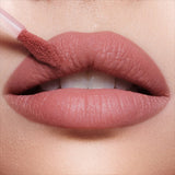 Airbrush Flawless Lip Blur - Charlotte Tilbury / Labial matte hidratante