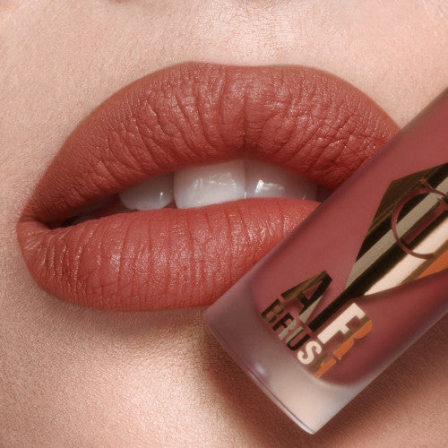 Airbrush Flawless Lip Blur - Charlotte Tilbury / Labial matte hidratante