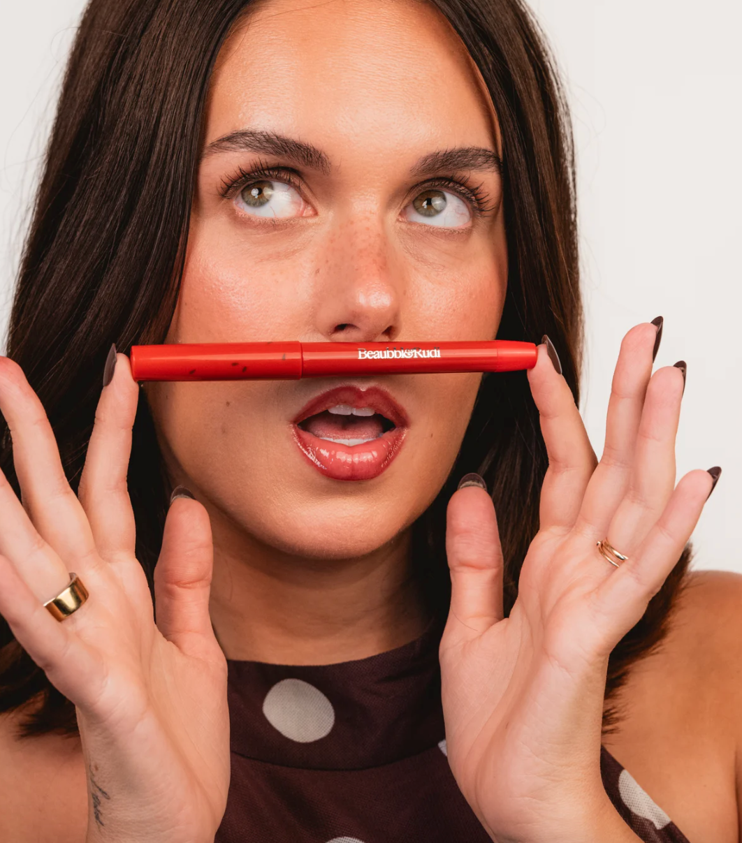 *PREORDEN: Berry Freckled Pen -Beaubble / Lápiz para pecas