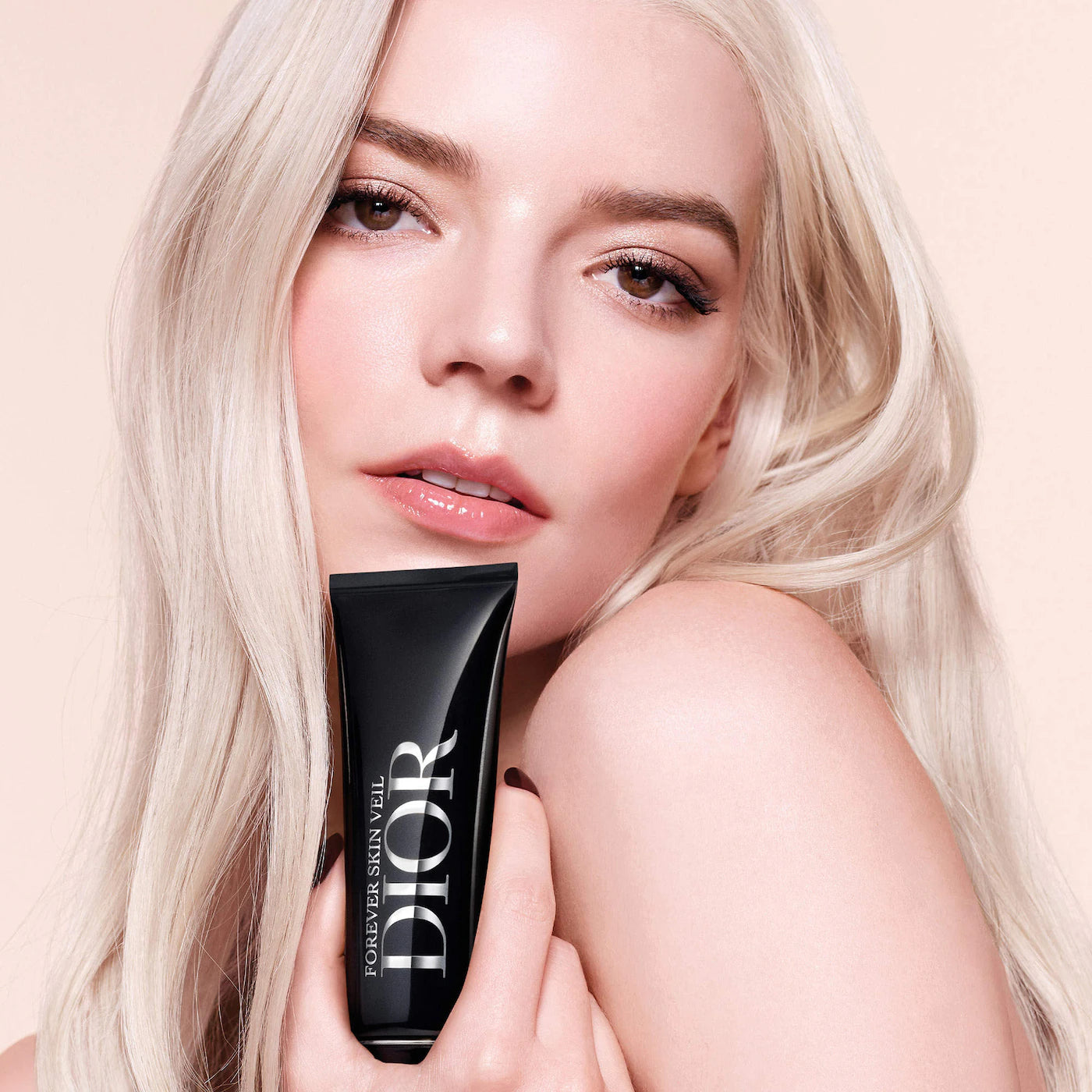 *PREORDEN: Forever Skin Veil Invisible Hydrating Glow Primer SPF 25 - DIOR / Primer hidratante con SPF25