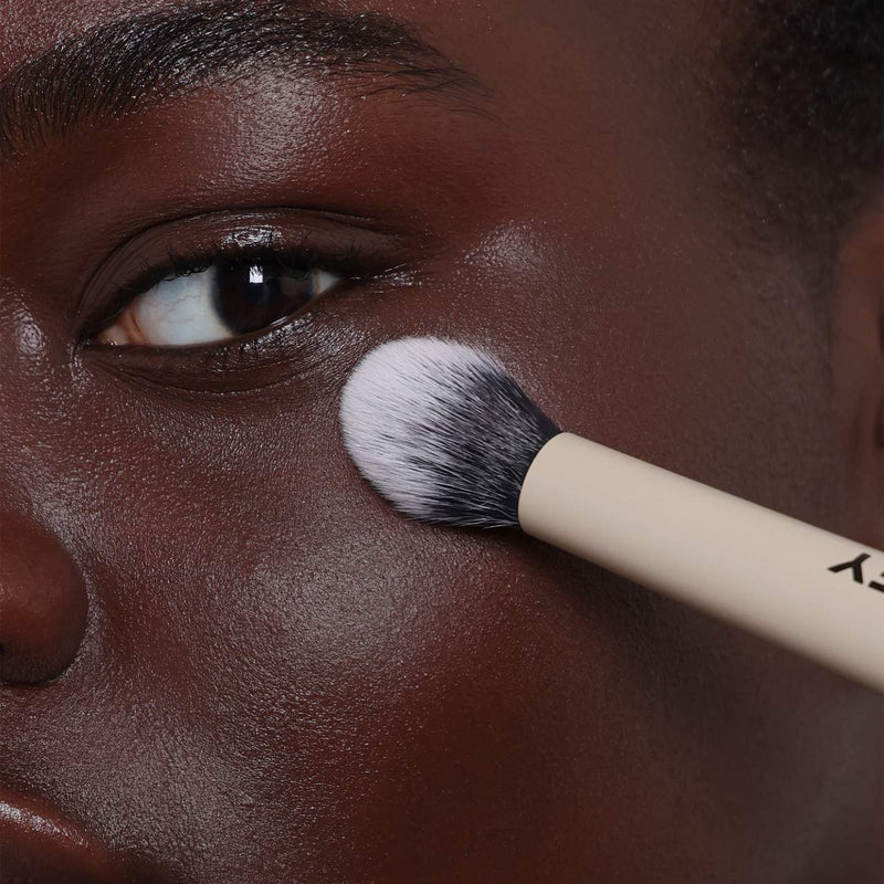Dual Ended Complexion Brush - REFY / Brocha doble punta para base y corrector