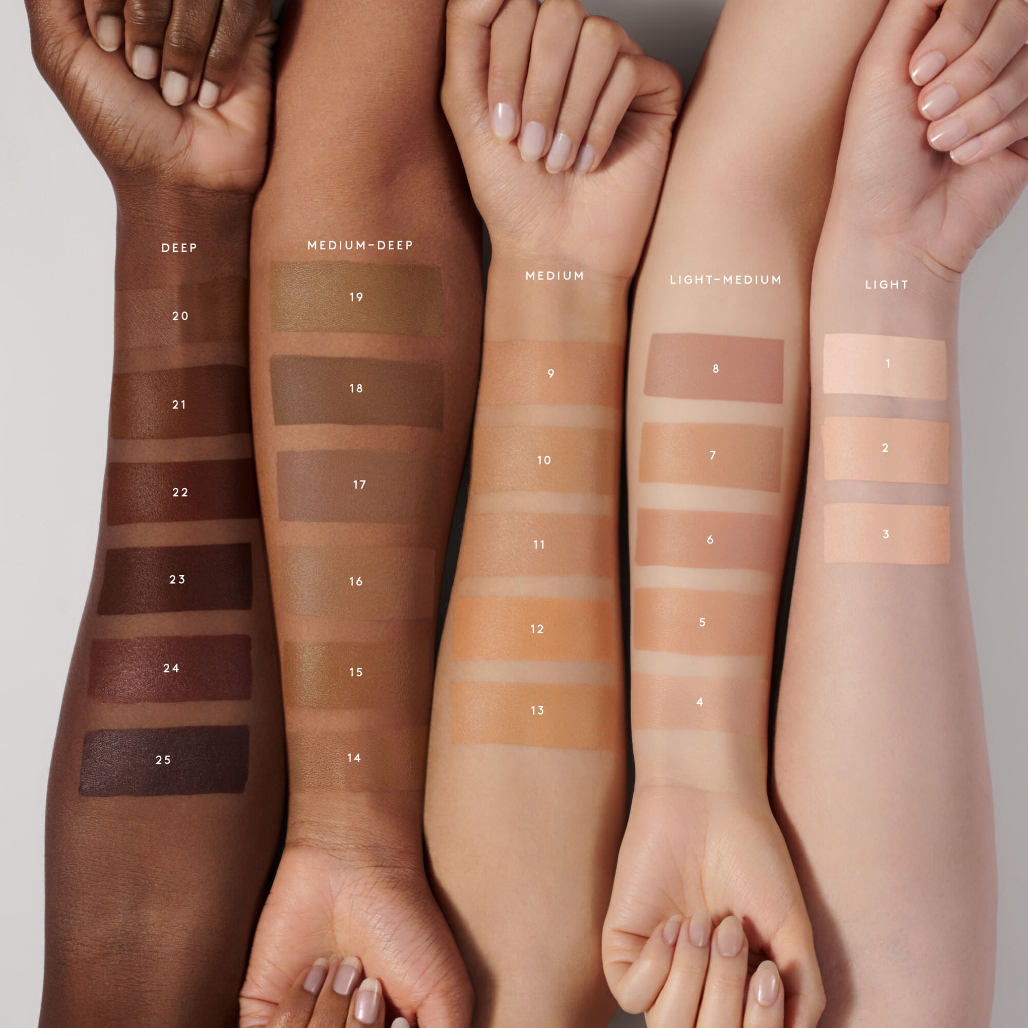 *PREORDEN: Eaze Drop Stick Blur + Smooth Tint Stick Foundation - Fenty Beauty by Rihanna / base en barra