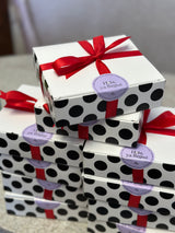 Mistery Box by Uhlala Beauty con valor de $1,569 / Caja 3 pzas labios, ojos y rostro / Piezas limitadas!