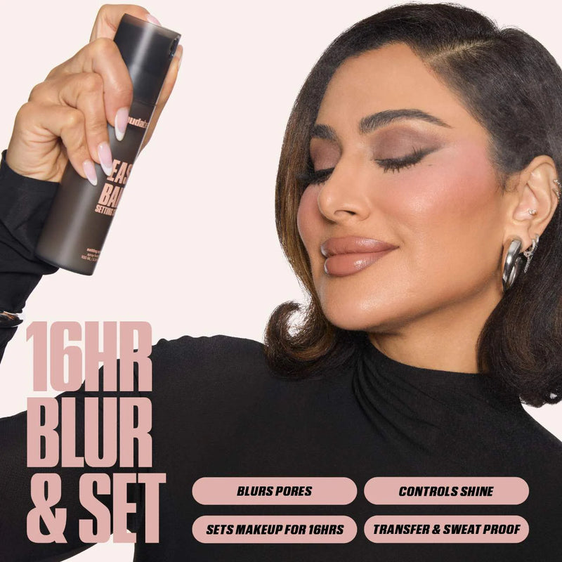 Easy Bake Blurring Setting Spray with 16-Hour Wear - HUDA BEAUTY / Spray fijador de maquillaje