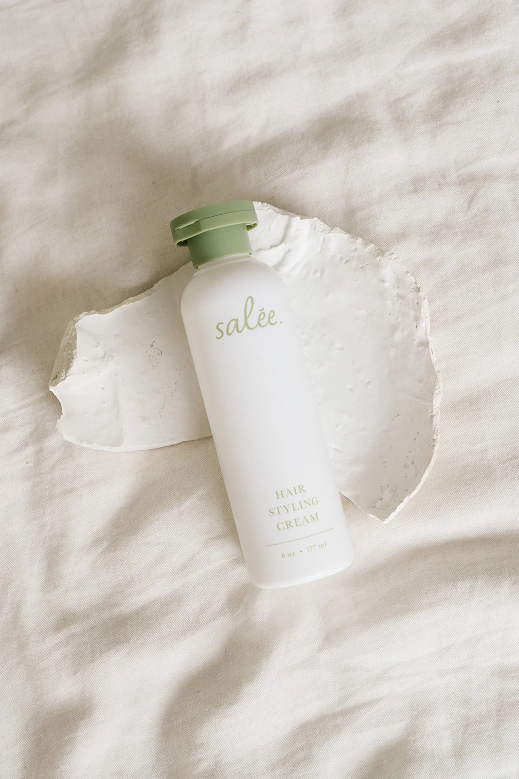 Hair Styling Cream - Salee / Crema para peinar el cabello, ideal para niños