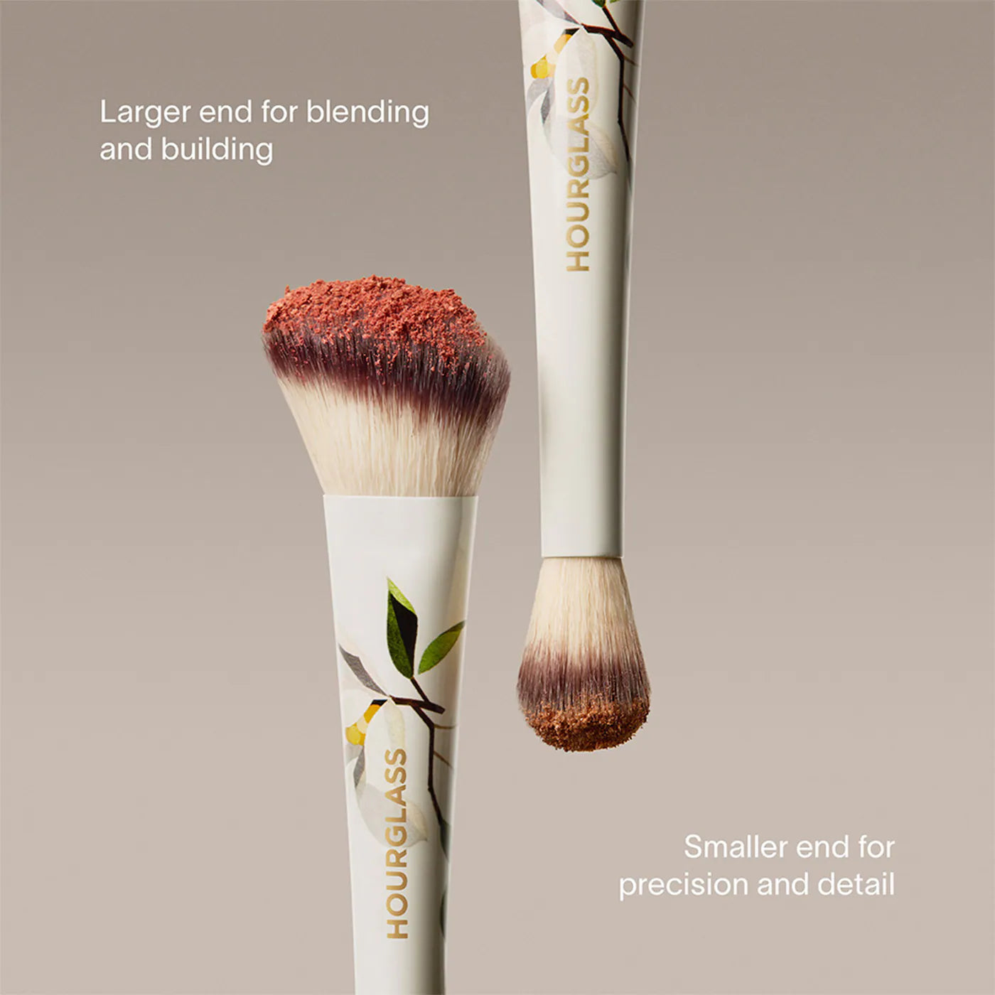 *PREORDEN: Ambient Lighting Edit Brush II - Hourglass / Brocha Edición Limitada 2025