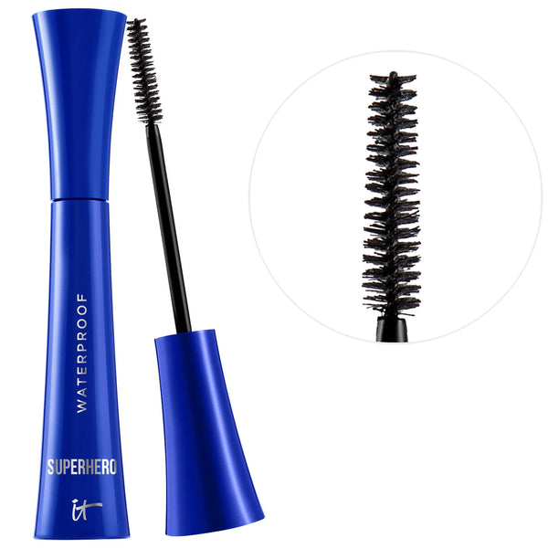 Superhero Volumizing Waterproof Mascara - IT Cosmetics / Máscara de pestañas aporta volumen 24 hrs