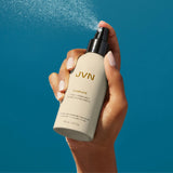 Complete Leave-In Conditioning Mist - JVN /  Acondicionador en spray, desenredante y humectante diario