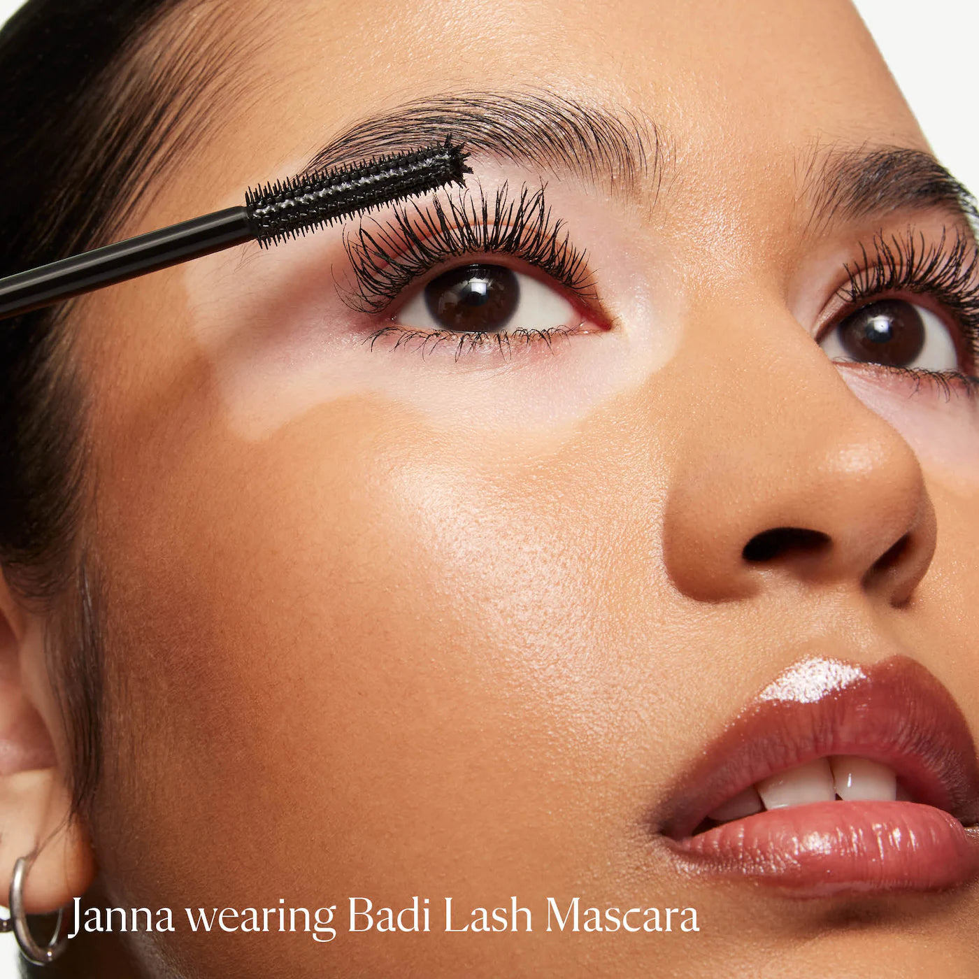 *PREORDEN: Badi Lash Smudge Proof Volumizing Tubing Mascara - Kulfi / Mascara de pestañas