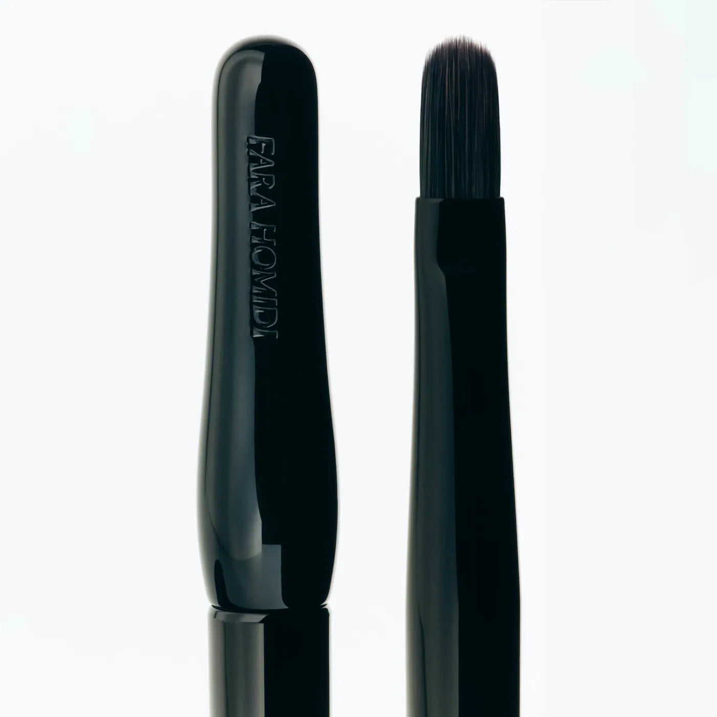 *PREORDEN: Lip Brush - Fara Homidi / Pincel para labios