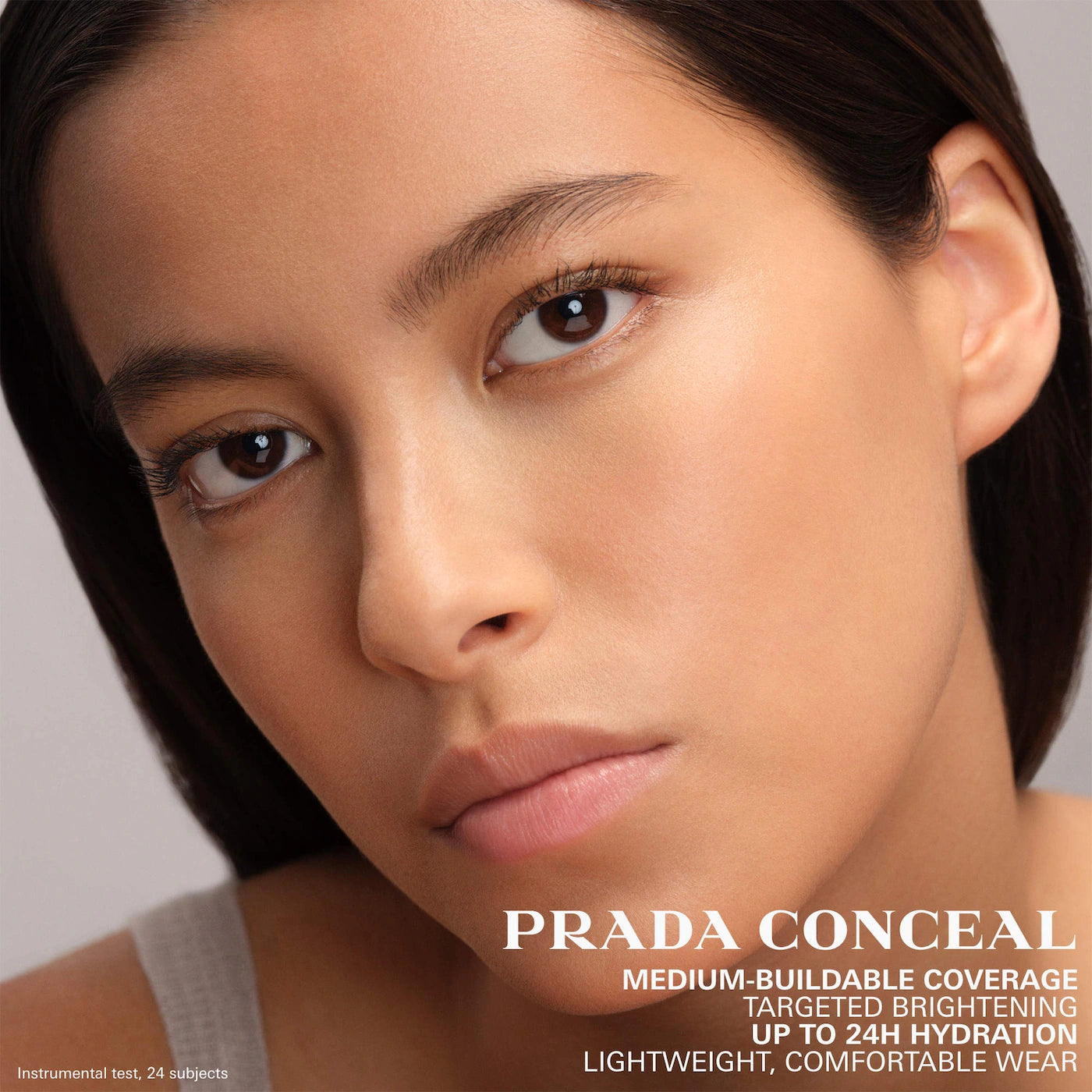 *PREORDEN: Micro-Correcting Blurring Concealer with Peptides - Prada / Corrector