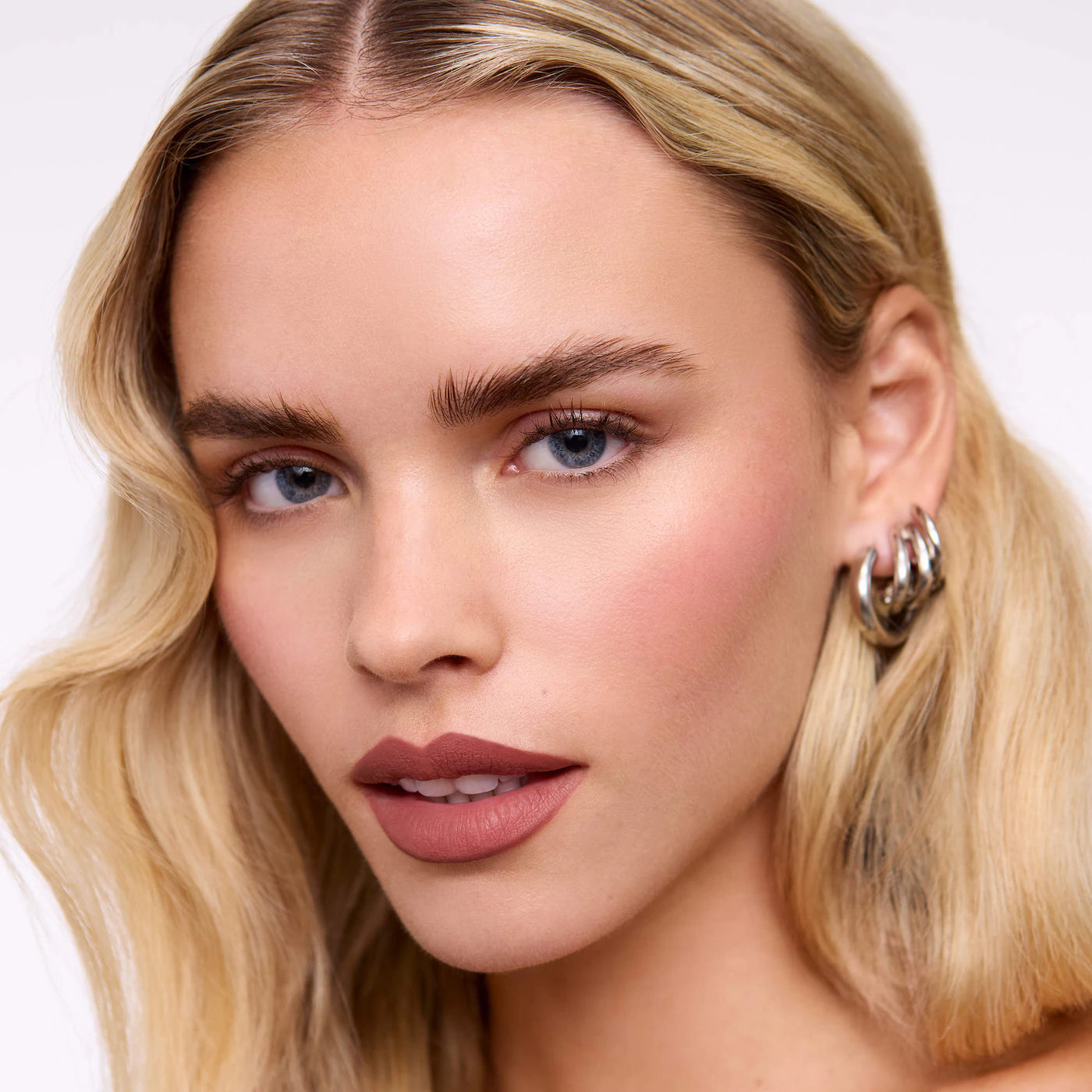 *PREORDEN: 360 Contour Long-wearing Transfer-proof Lip Liner - Wonderskin / Delineador de labios de larga duraciòn