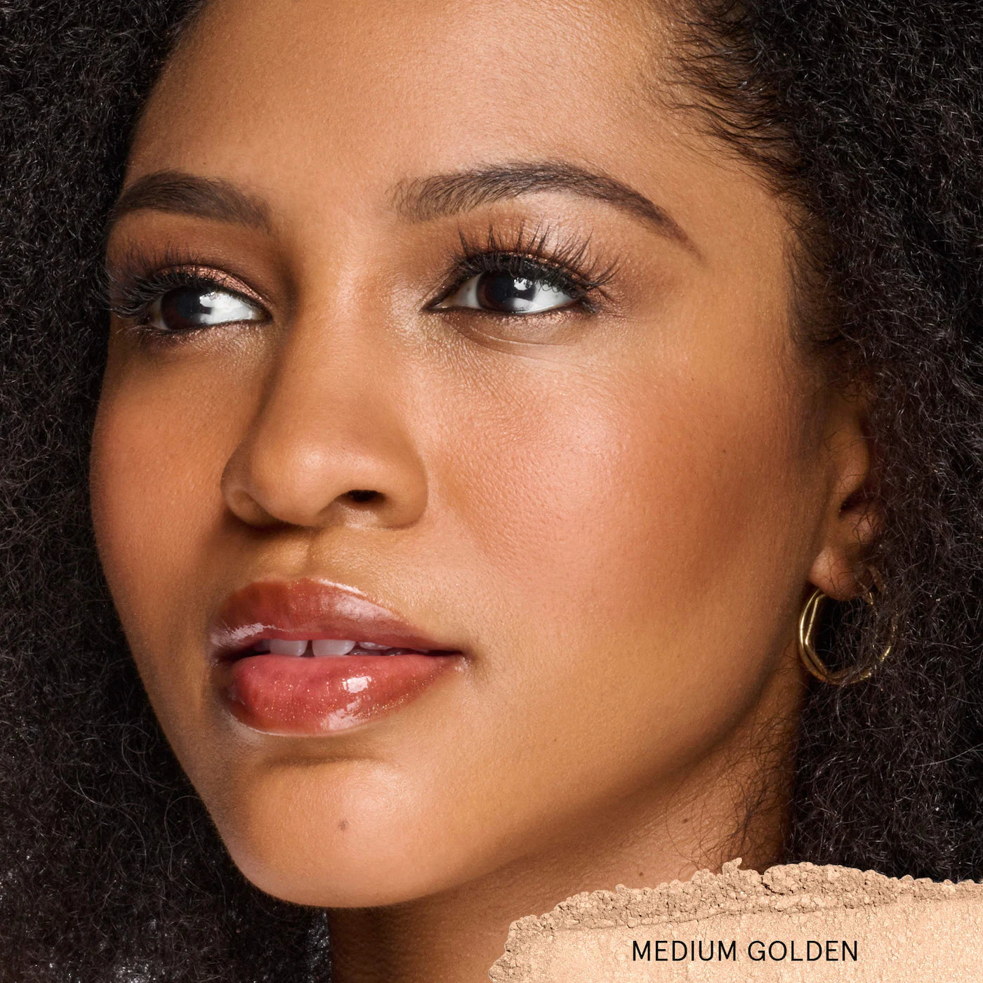 *PREORDEN: Bouclé Silk Airbrushed Talc-Free Finishing Powder - One size by Patrick Starrr / Polvo compacto
