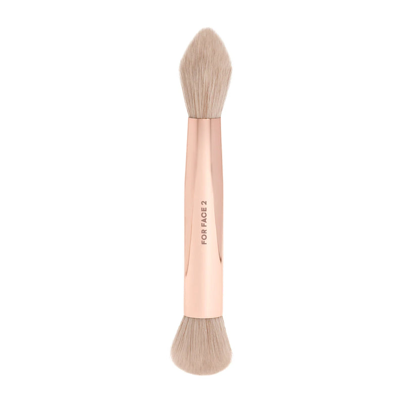 *PREORDEN: Dual-Ended Complexion Brush - PATRICK TA / Brocha doble punta para rostro, crema y polvo