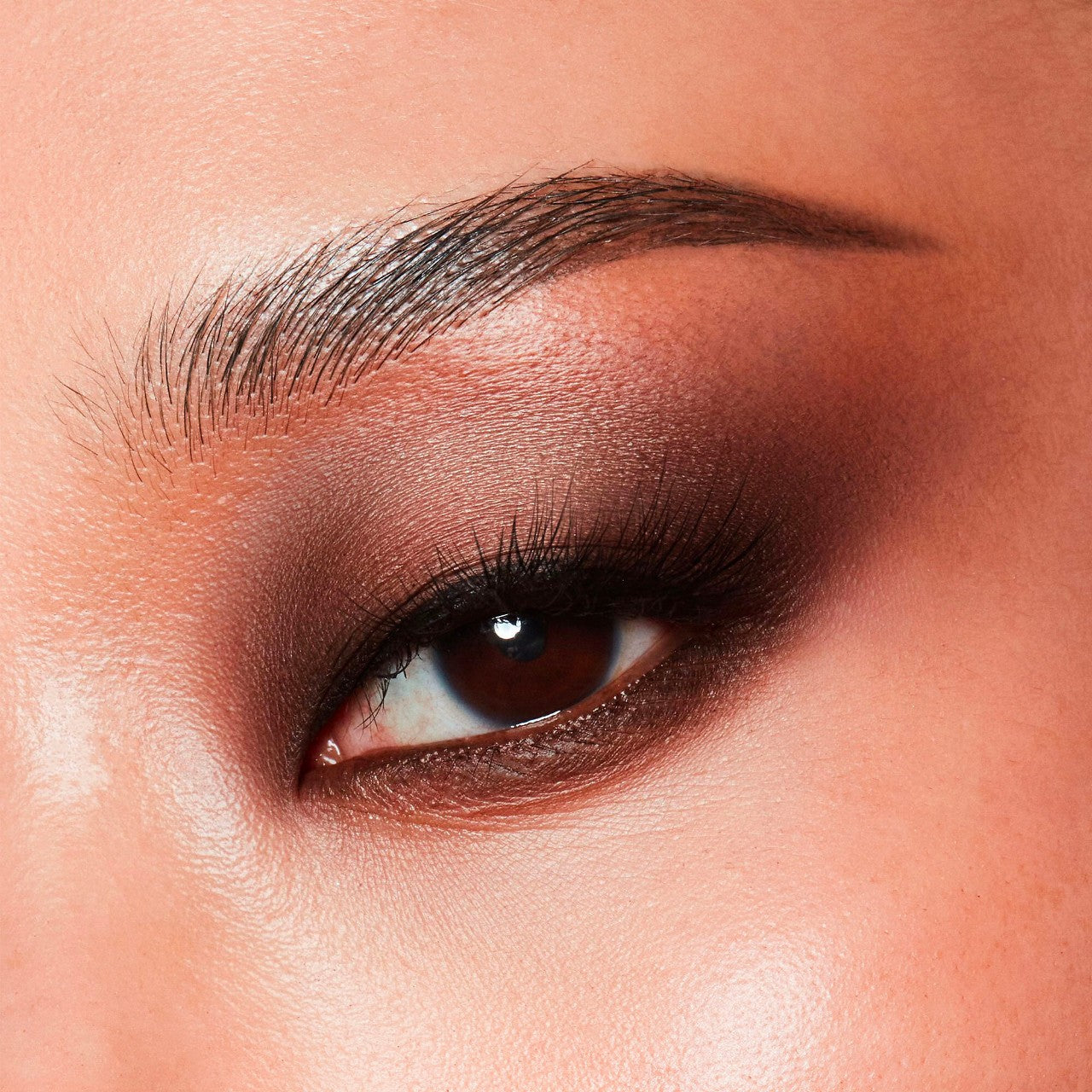 *PREORDEN: Major Dimension III Matte Eyeshadow Palette - PATRICK TA / Paleta de sombras mate colores nude cálidos y fríos