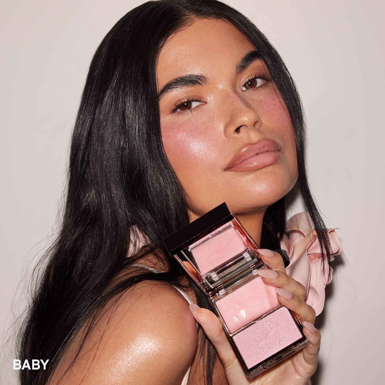 Major Glow Crème & Powder Light Reflecting Translucent Highlighter Duo - Patrick Ta / Iluminador en crema y polvo