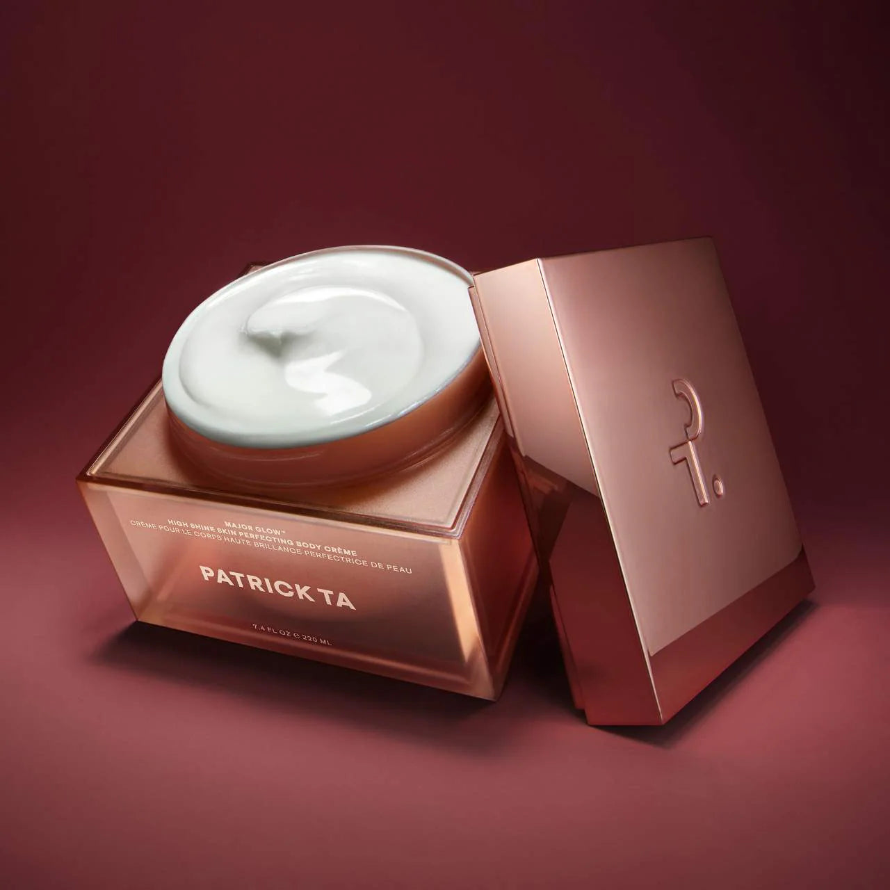 *PREORDEN: Major Glow High Shine Skin Perfecting Body Crème - PATRICK TA / Crema hidratante que aporta brillo